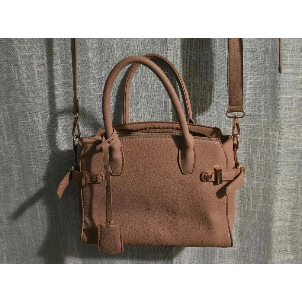 Women's‎ Unbranded Pink Satchel Shoulder or Crossbody Medium Bag